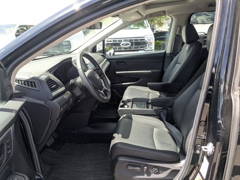 Used 2025 Honda Odyssey EX-L image 18