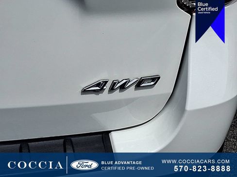 Certified 2023 Ford Explorer XLT w/ Equipment Group 202A AWD/4WD image 31