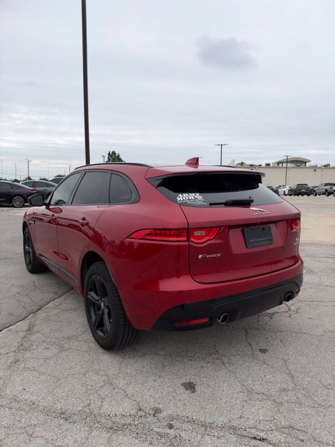 Used 2019 Jaguar F-PACE S AWD/4WD image 6