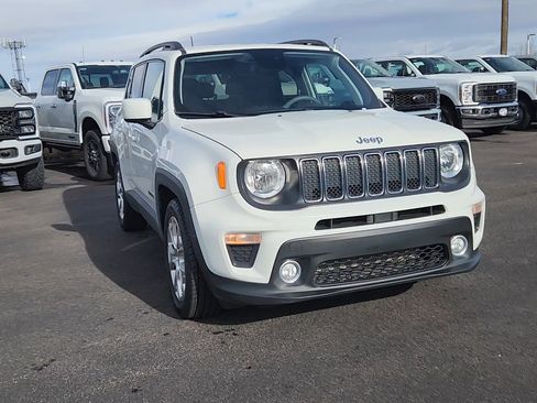 Used 2019 Jeep Renegade Latitude w/ Popular Equipment Group image 4