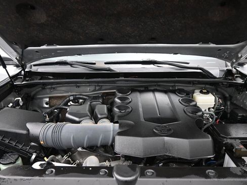 Used 2023 Toyota 4Runner TRD Off-Road Premium image 23