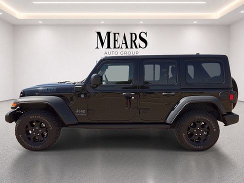 Used 2023 Jeep Wrangler Unlimited AWD/4WD image 2