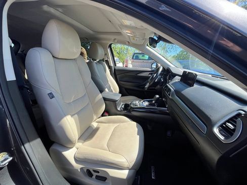 Used 2023 MAZDA CX-9 Touring Plus AWD/4WD image 12