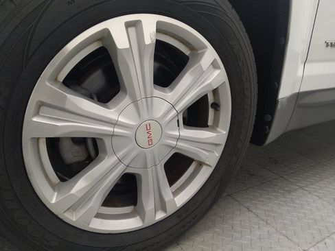 Used 2017 GMC Terrain SLT AWD/4WD image 31