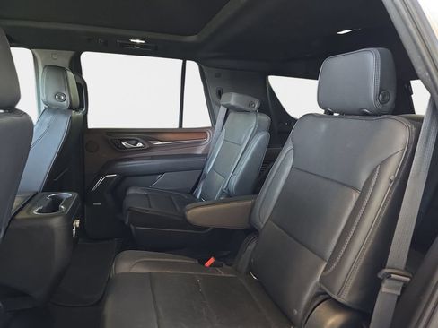 Used 2021 GMC Yukon Denali w/ Denali Premium Package AWD/4WD image 17