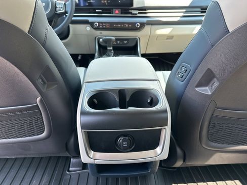 New 2026 Kia Carnival EX image 25