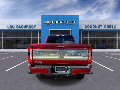 Used 2024 Ford F350 Platinum w/ FX4 Off-Road Package image 7