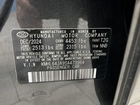 Used 2025 Hyundai Sonata SEL FWD image 28