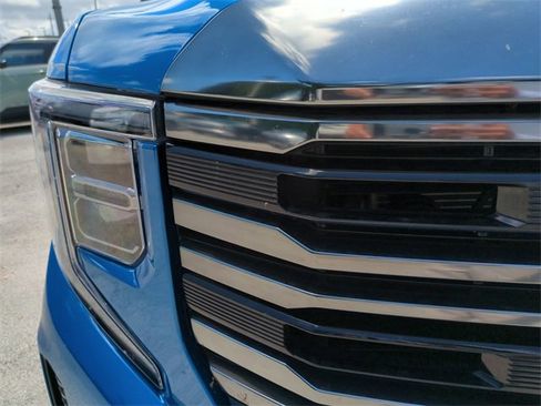 Certified 2023 GMC Sierra 1500 AT4 w/ AT4 Premium Package image 10