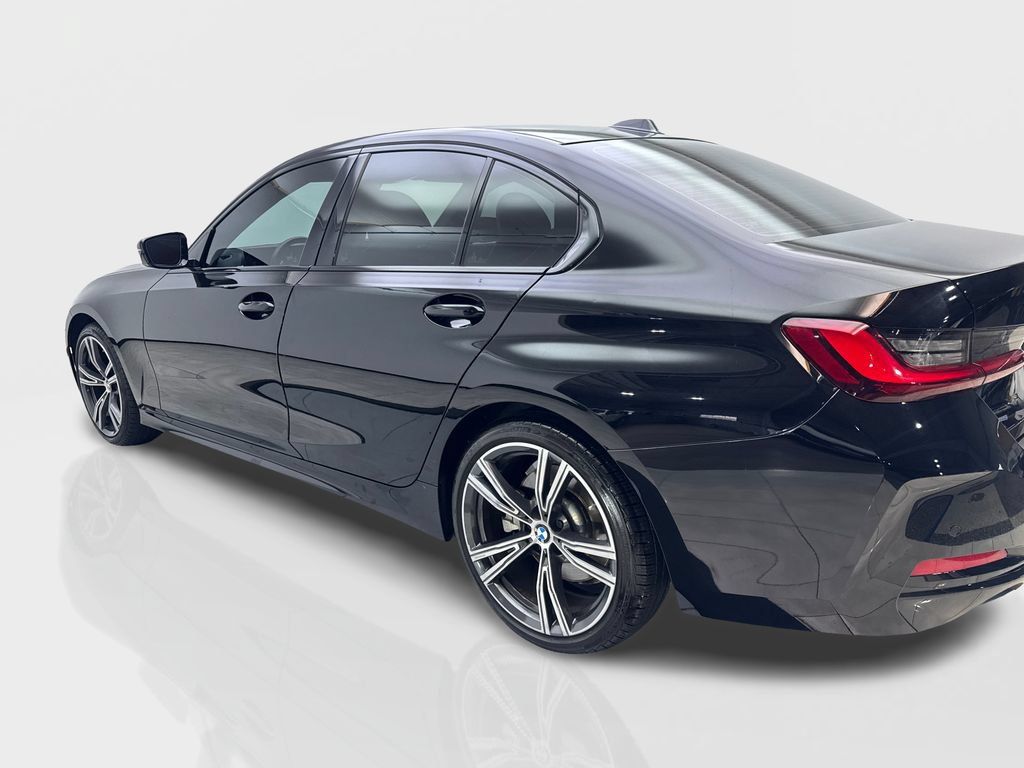 Used 2023 BMW 330i Sedan RWD image 15