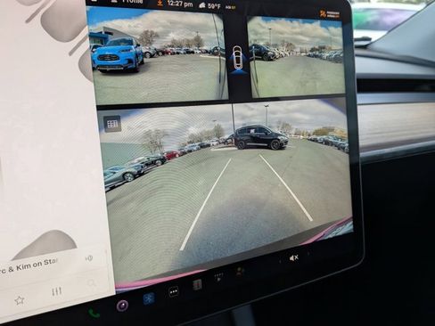 Used 2024 Tesla Model Y 2WD image 14