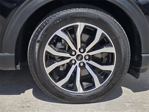 New 2025 Ford Explorer ST-Line w/ Premium Package image 12