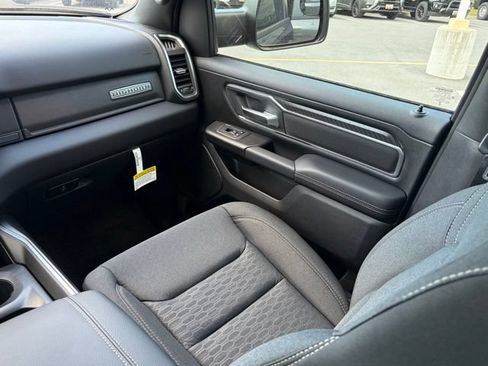 New 2026 RAM 1500 Big Horn AWD/4WD image 34