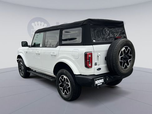 Used 2022 Ford Bronco Outer Banks image 4