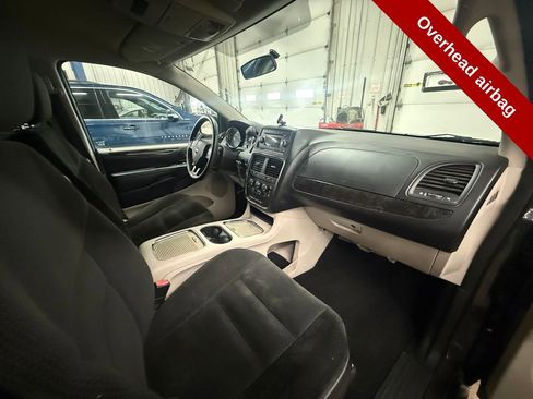 Used 2015 Dodge Grand Caravan SXT w/ Security Group FWD image 39