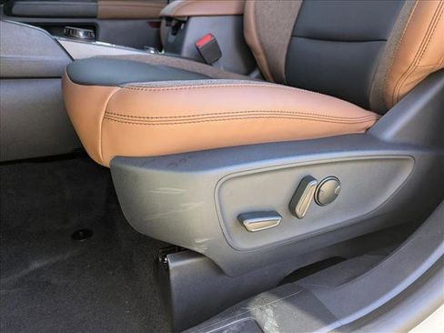 New 2025 Ford Bronco Sport Outer Banks w/ Outer Banks Tech Package+ AWD/4WD image 4