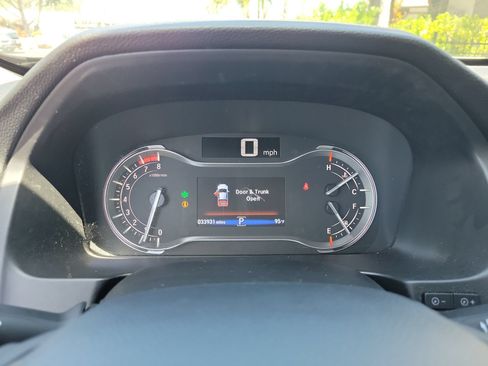 Used 2023 Honda Ridgeline RTL-E image 32