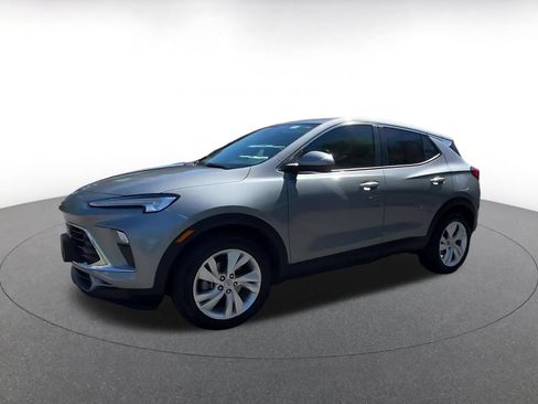 Used 2025 Buick Encore GX Preferred FWD image 8