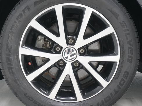 Used 2016 Volkswagen Jetta SE image 24