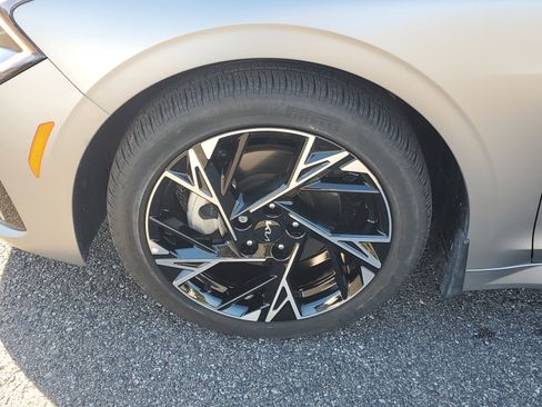 Used 2025 Kia K5 GT-Line image 36