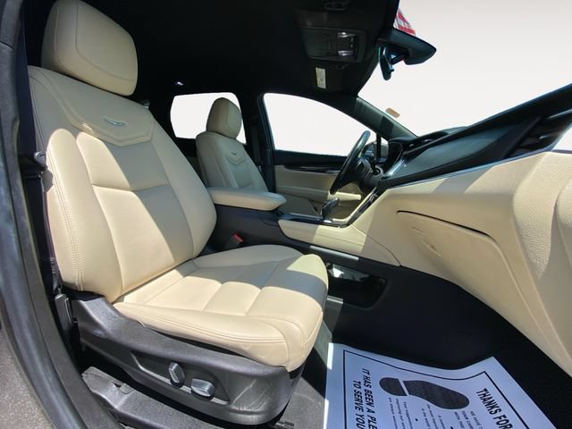 Used 2019 Cadillac XT5 AWD image 15