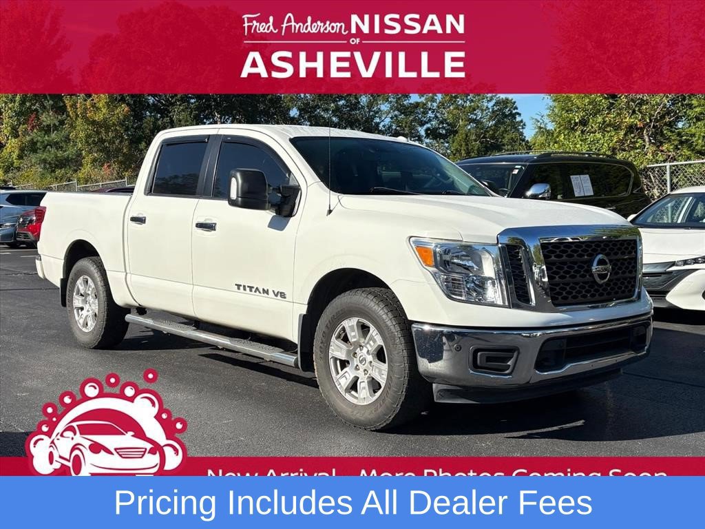 Used 2018 Nissan Titan SV w/ SV Convenience Package AWD/4WD image 1