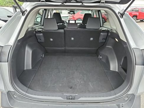 Used 2025 Toyota RAV4 XLE AWD/4WD image 10