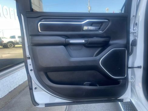 Used 2023 RAM 1500 Laramie AWD/4WD image 15