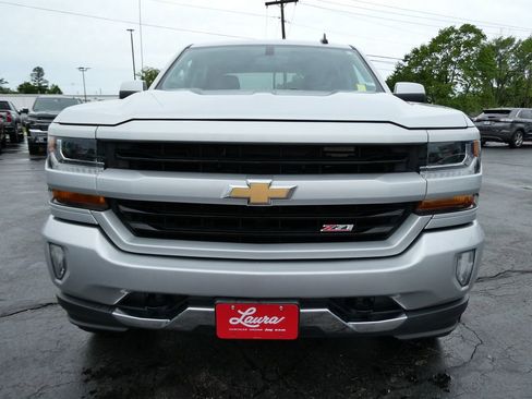 Used 2018 Chevrolet Silverado 1500 LT w/ All Star Edition AWD/4WD image 9