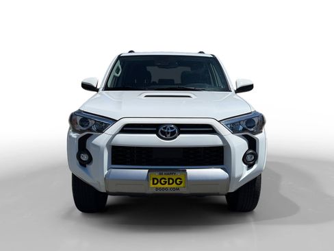 Used 2024 Toyota 4Runner TRD Off-Road AWD/4WD image 8