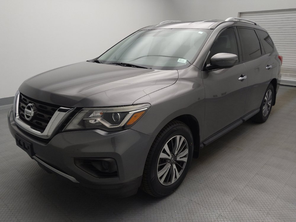 Used 2019 Nissan Pathfinder S FWD image 2