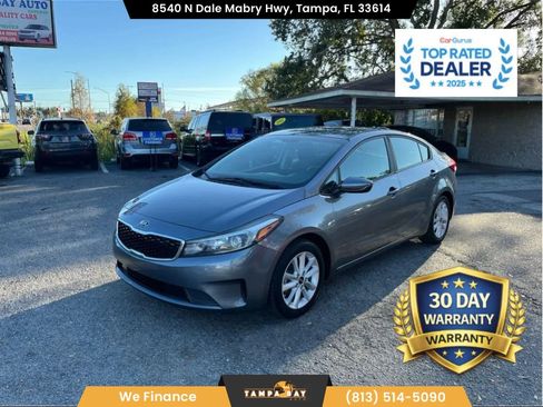 Used 2017 Kia Forte S FWD image 1