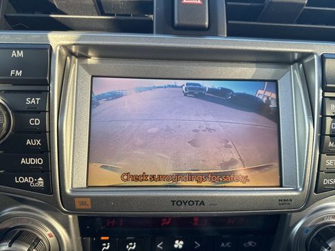 Used 2010 Toyota 4Runner Limited image 15