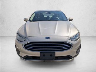 Used 2019 Ford Fusion SE FWD video 2