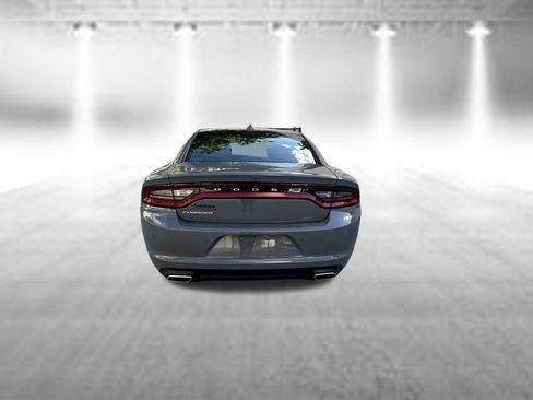 Used 2023 Dodge Charger SXT RWD image 5