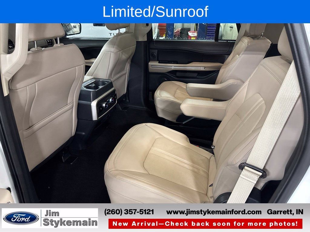 Used 2023 Ford Expedition Limited AWD/4WD image 9