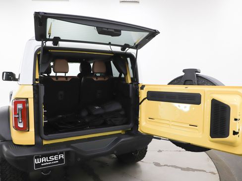 Used 2024 Ford Bronco Heritage Edition image 9