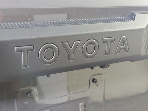Used 2026 Toyota 4Runner SR5 AWD/4WD image 24