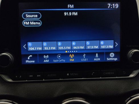 Used 2024 Nissan Sentra SV FWD image 25