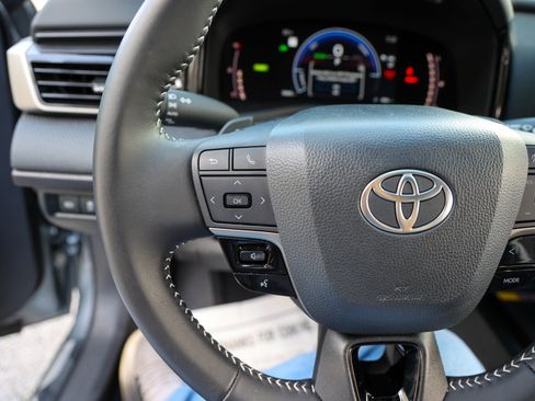 Certified 2026 Toyota Camry SE w/ Multimedia Upgrade Package FWD image 18