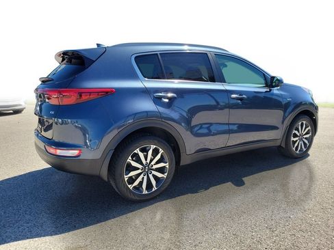 Used 2017 Kia Sportage EX AWD/4WD image 4