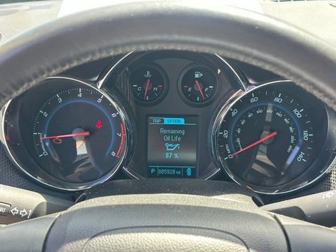 Used 2014 Chevrolet Cruze LT w/ RS Package FWD image 21