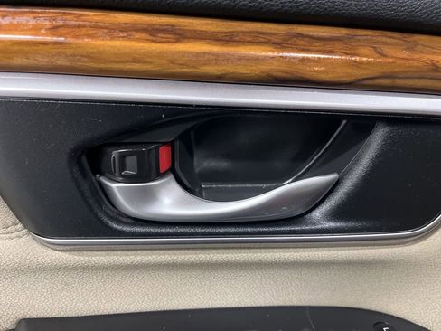 Used 2018 Honda CR-V EX image 13
