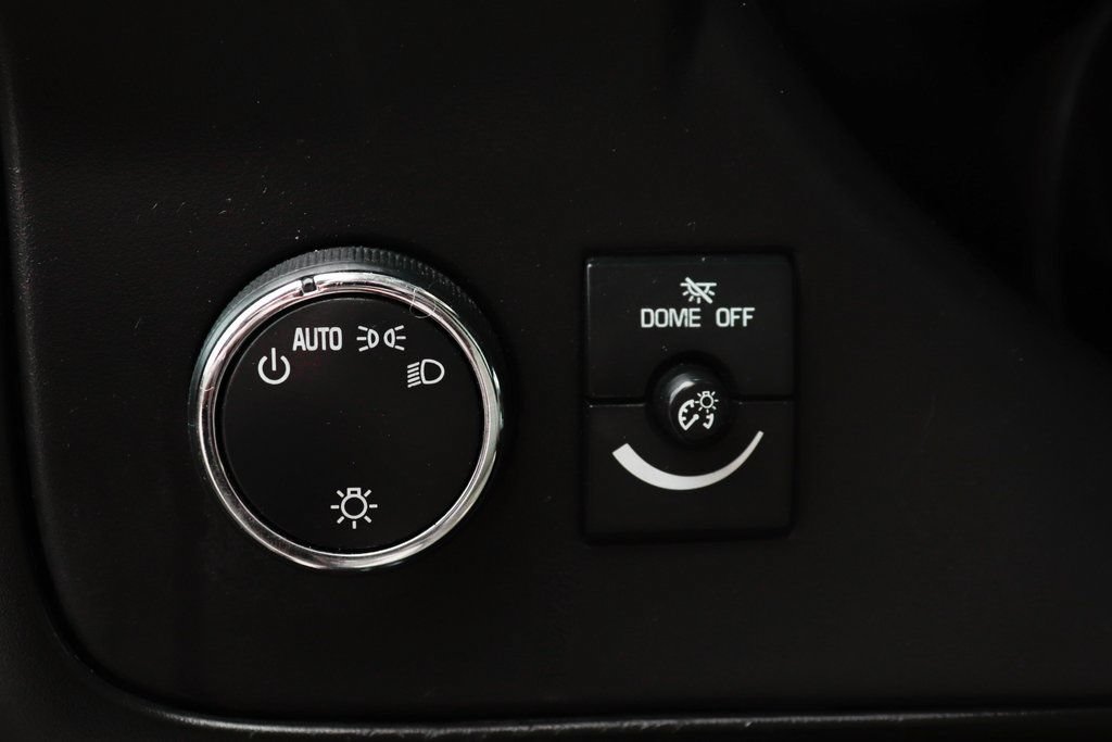Used 2015 Chevrolet Express 4500 RWD image 26