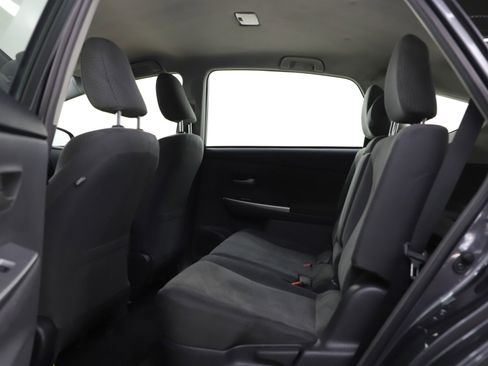 Used 2014 Toyota Prius V Three image 17