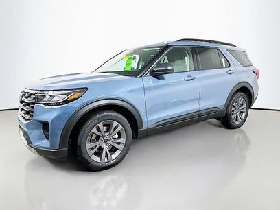 New 2026 Ford Explorer Active w/ Active Comfort Package