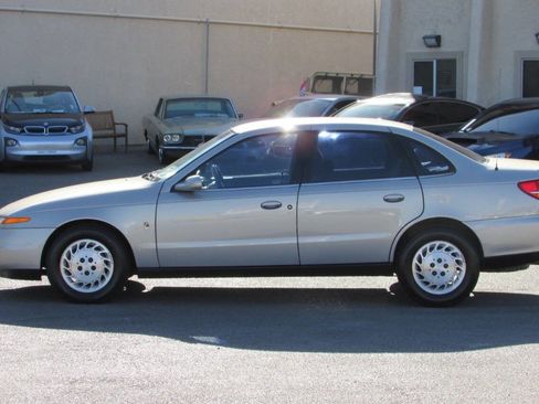 Used 2000 Saturn L-Series LS2 image 4