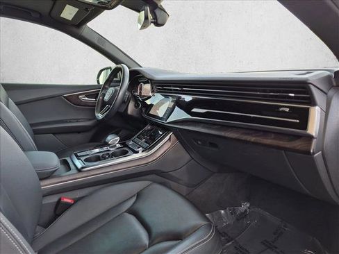 Used 2020 Audi Q8 Premium Plus w/ Premium Plus Package AWD/4WD image 24