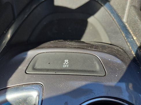 Used 2023 Chevrolet Malibu LT image 16