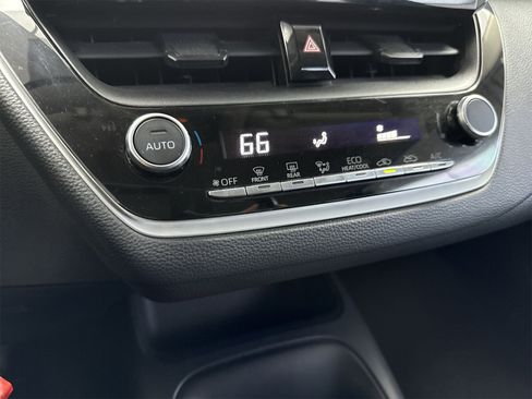 Used 2023 Toyota Corolla LE image 19